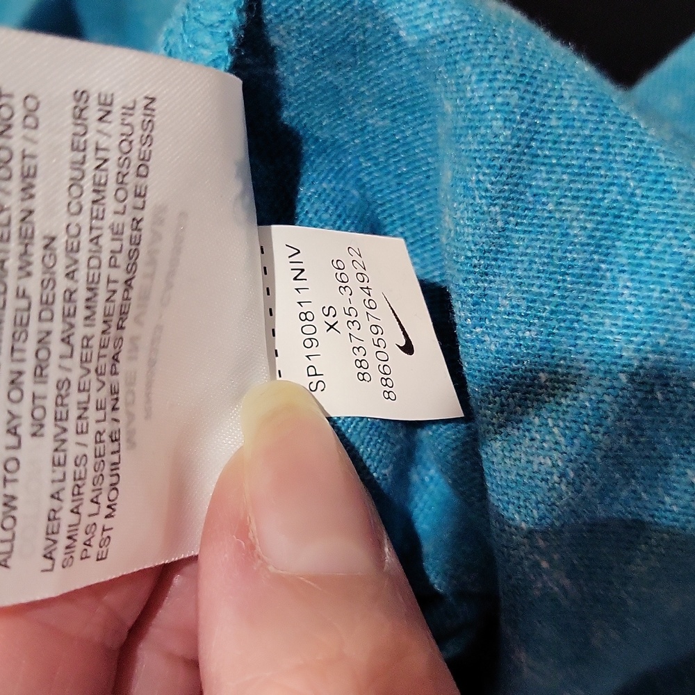 Nike Tank Top - Picture 14 of 14